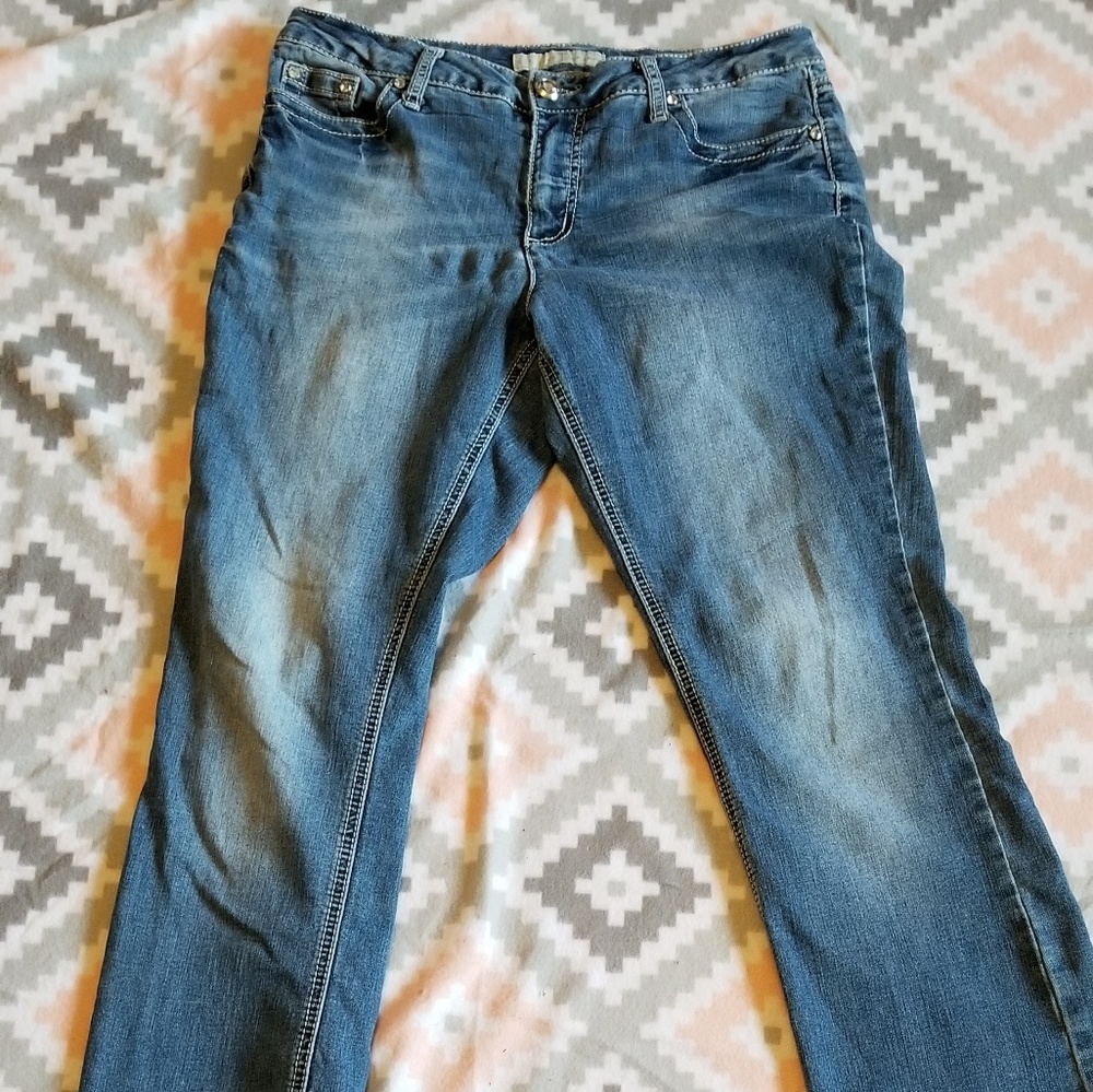 Womens Jean's with decorative pockets